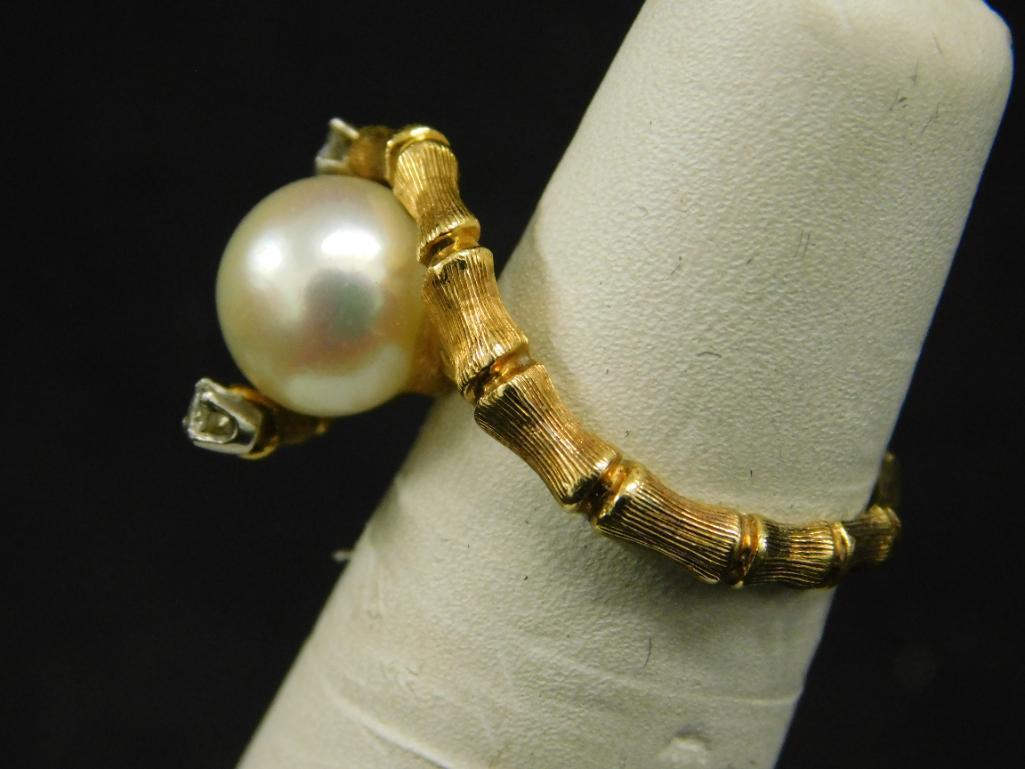 18K Yellow Gold - Ring - Size 6 - Pearl and Diamond - 5.2 Grams TW