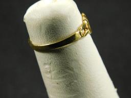 14K Yellow Gold - Ring - Size 4 - Heart - .9 Grams