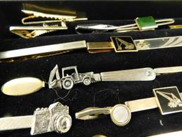 Tray Lot of Mens Vintage Tie Clips