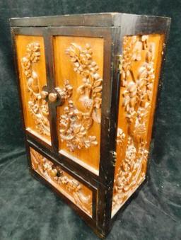 Vintage Asian 5 Drawer Jewelry Box - Nice Carvings - 12.5" x 8" x 6"