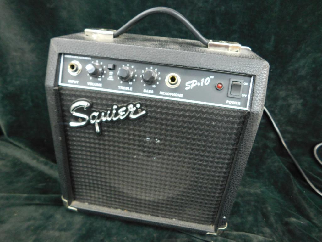 Newer Fender Squire Amplifier - SP-10 - Type PR 367 - 120V - 22W - Works