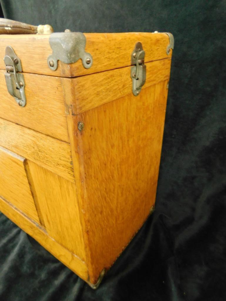 Vintage Machinists Wood Tool Chest - Galvanized Drawer Bottoms - Felt Missing