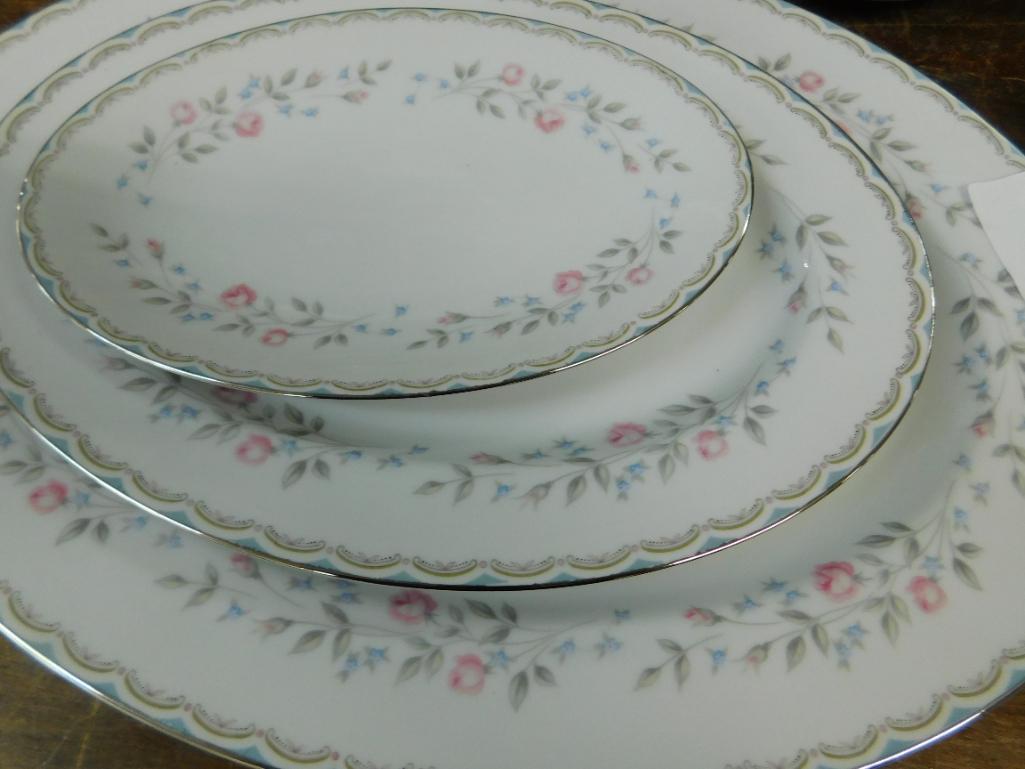 95 Piece Noritake Rose China - Culebrook Pattern