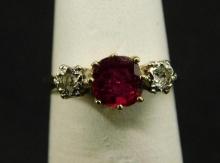 10K Yellow Gold - Ring - Size 5 - Clear and Red Stones - 2.1 Grams TW
