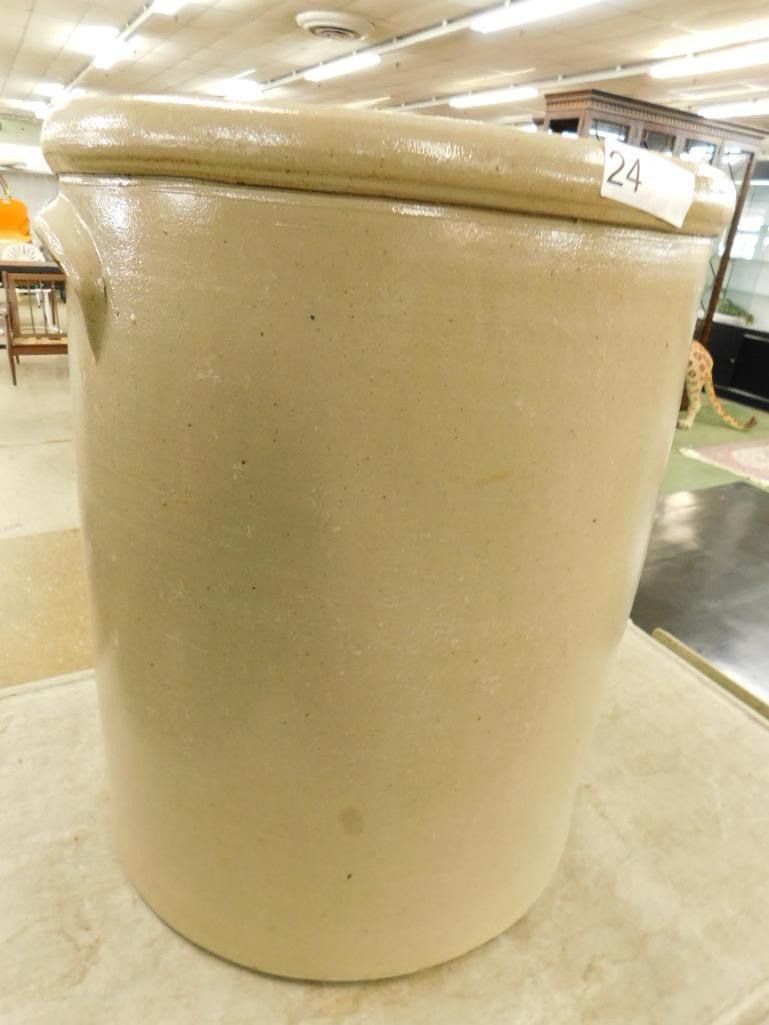 20 Gallon Red Wing Lily Pattern Cobalt Decorated Crock -no chips or cracks 22.5" tall x 18" diameter