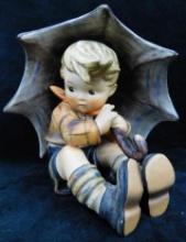 4.75" M.J. Hummel Umbrella Boy - Villeroy and Boch - 4.75" x 5.25" x 4.25"