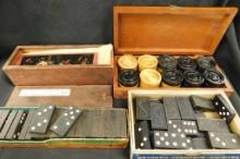 Lot with Wood Checker Pieces - Vintage Dominos - Box With 15 Aladdin Lantern Slides