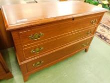 Lane Cedar Blanket Chest with Bottom Drawer - 30" x 45" x 19"
