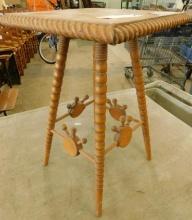 Cute Little Table - 15" x 10" x 10"