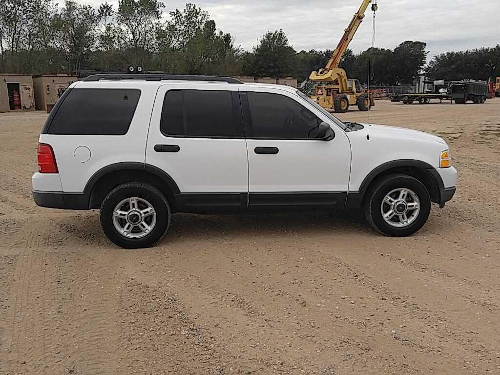 2003 Ford Explorer XLT 4D SUV