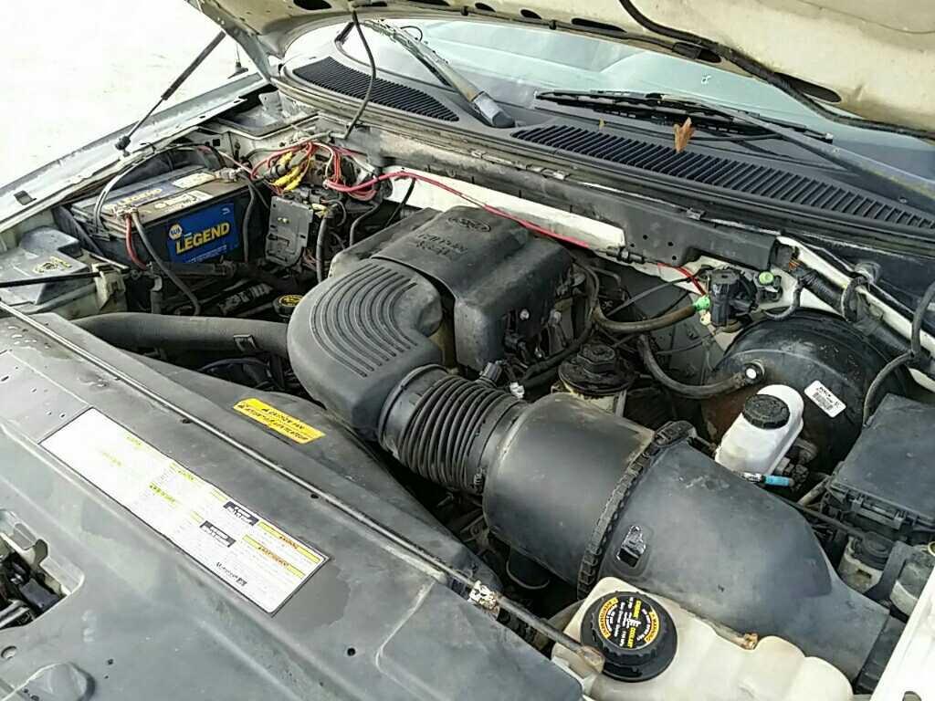1999 Ford F150 XL Triton V-8 Supercab