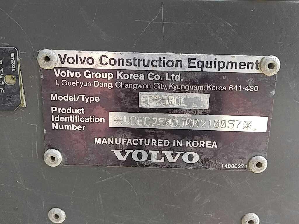 Volvo EC250DL Hydraulic Excavator