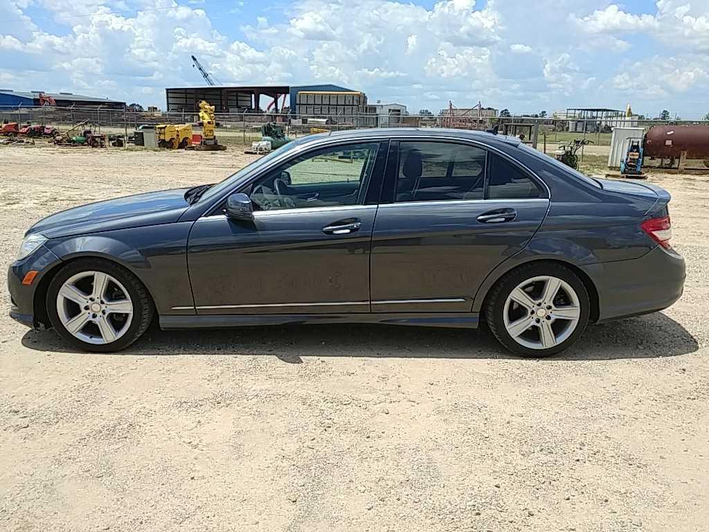 2010 Mercedes C300 4 matic