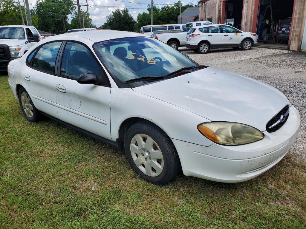 2002 Ford Taurus Sedan