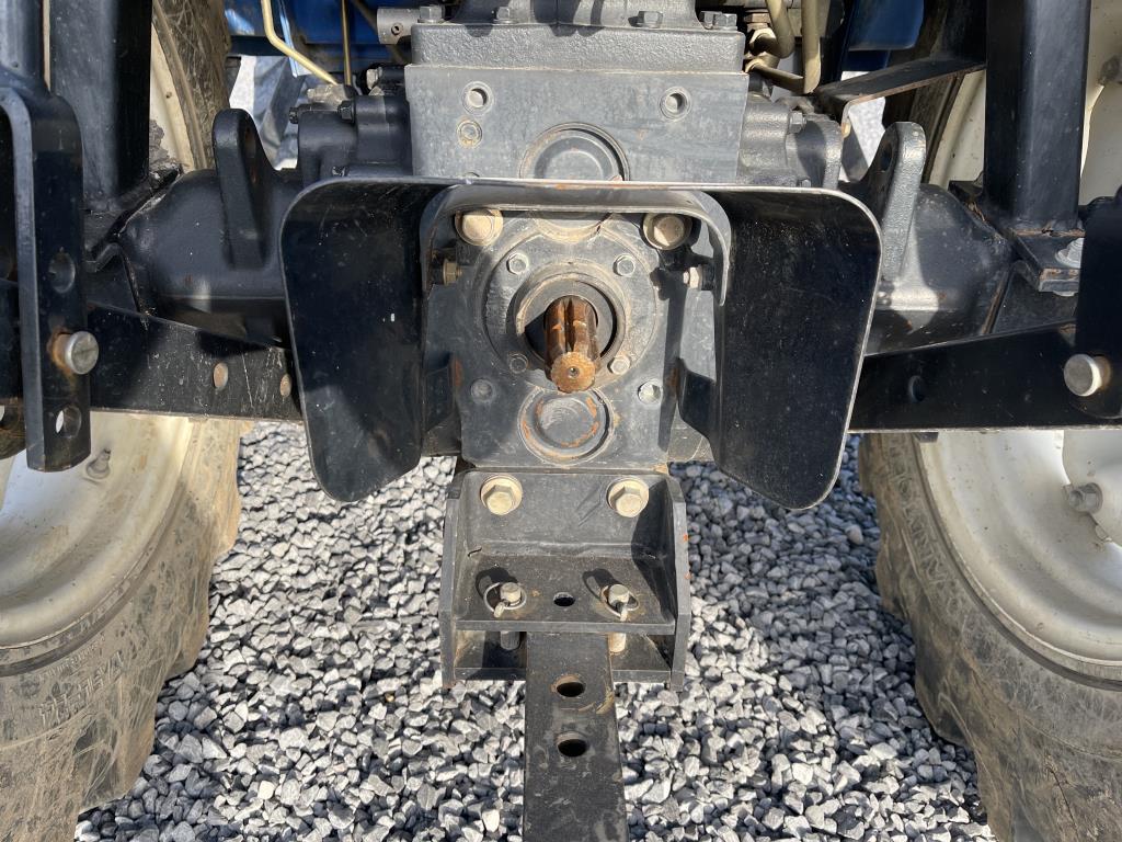 New Holland ATV40DA 4WD Tractor W/Front Loader