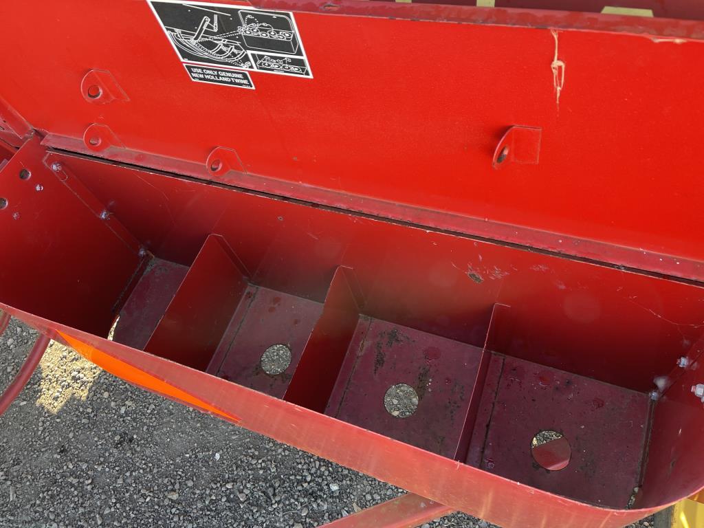 New Holland 565 Square Baler