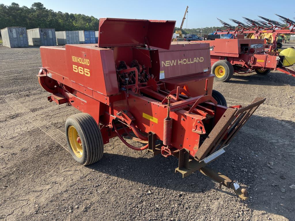 New Holland 565 Square Baler