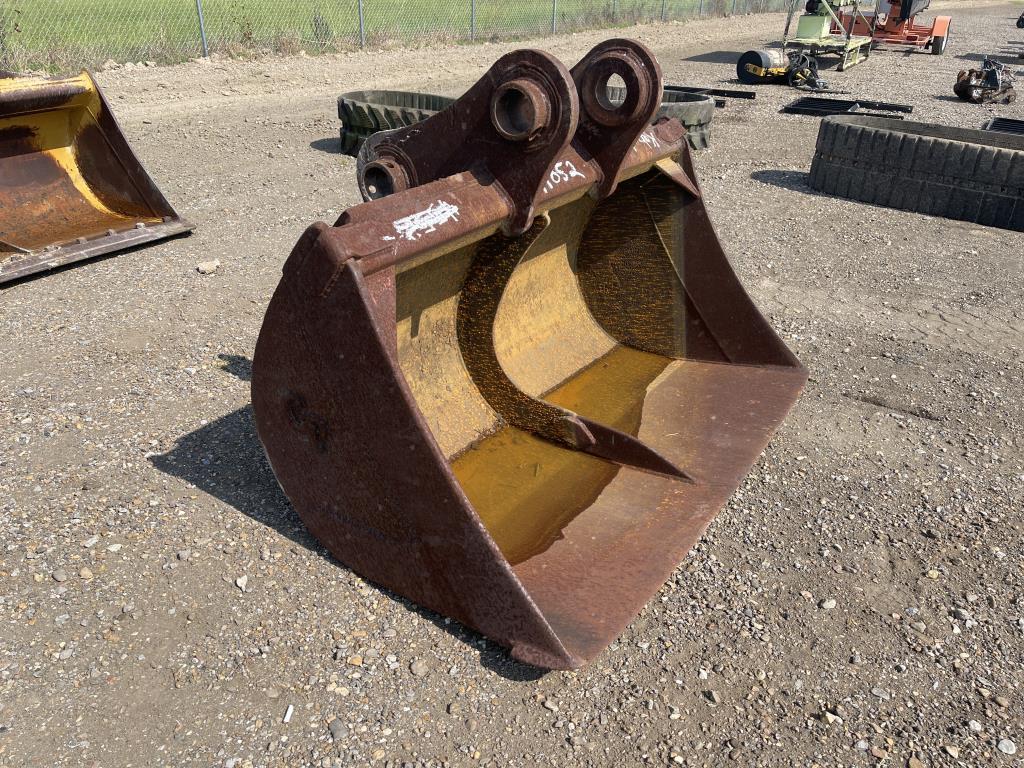 60 inch clean out bucket