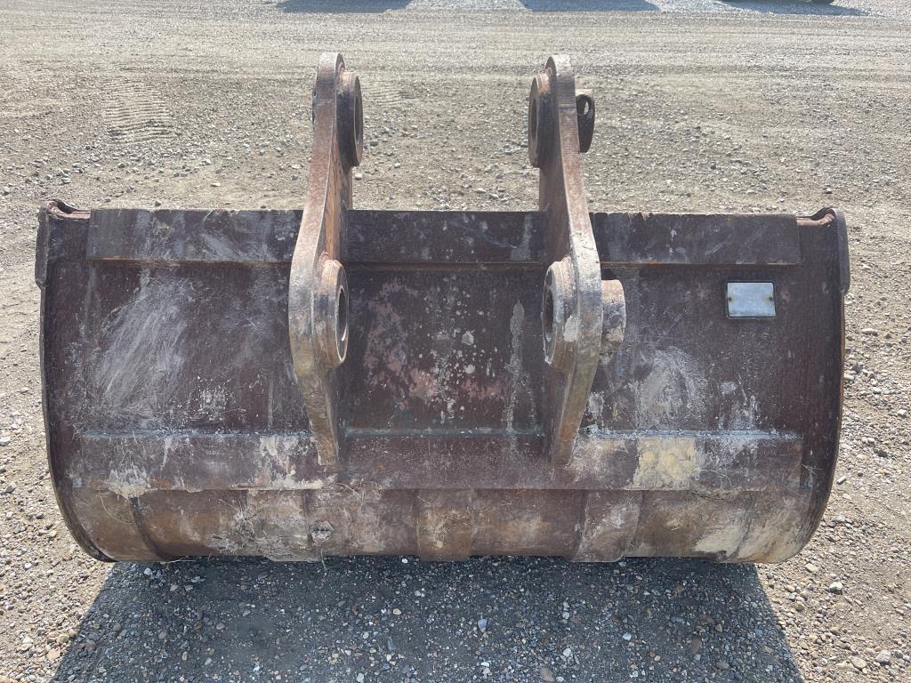 60 inch clean out bucket