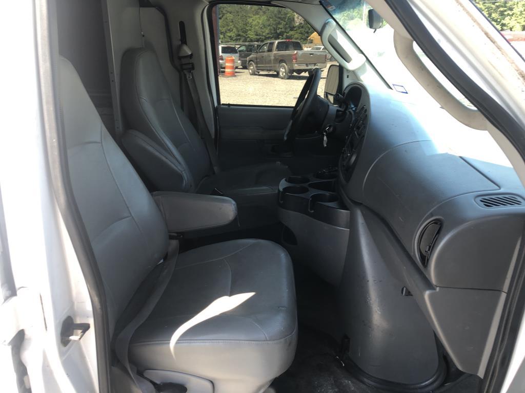 2006 Ford E150 Van