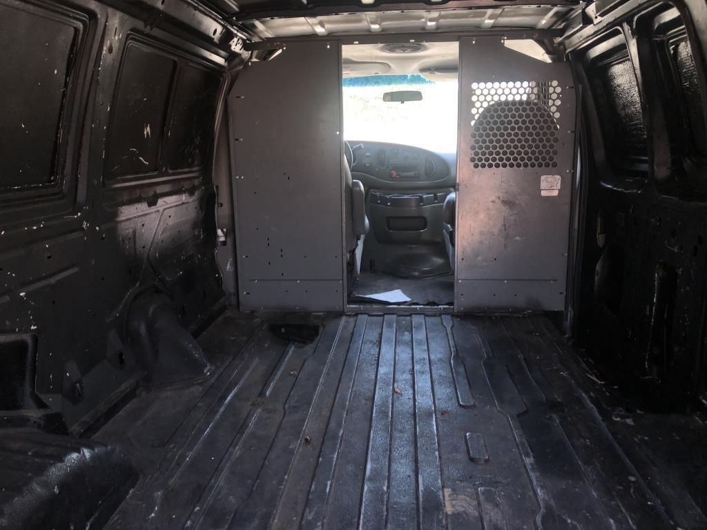 2006 Ford E150 Van