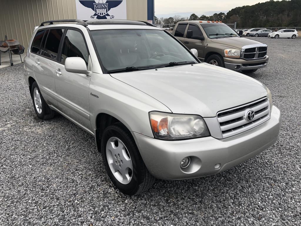 2004 Toyota Highlander SUV