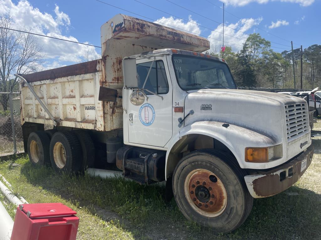 2000 International 4900 Dump Truck