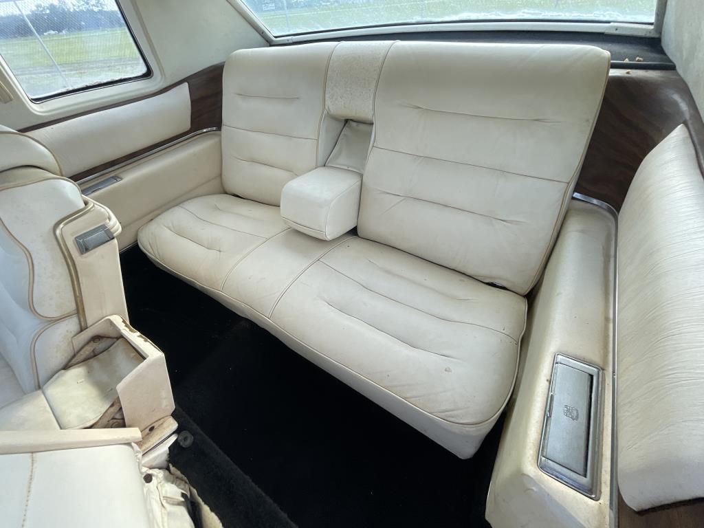 1975 Cadillac Coupe DeVille