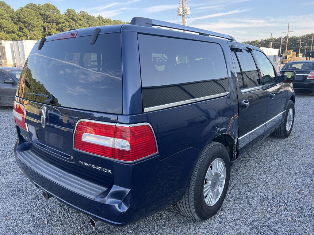 2008 Lincoln Navigator SUV