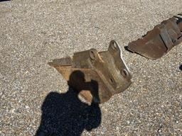 12 in John Deer Excavator Bucket