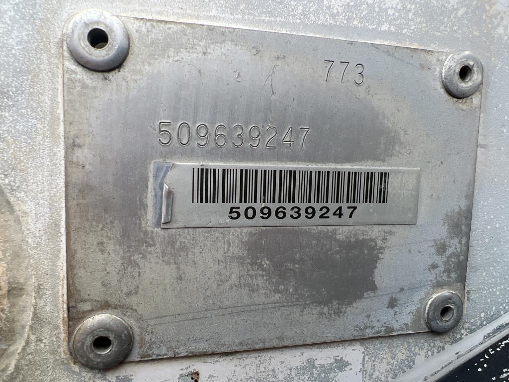 BOBCAT 773 Skid Steer
