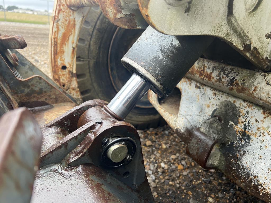 BOBCAT 773 Skid Steer