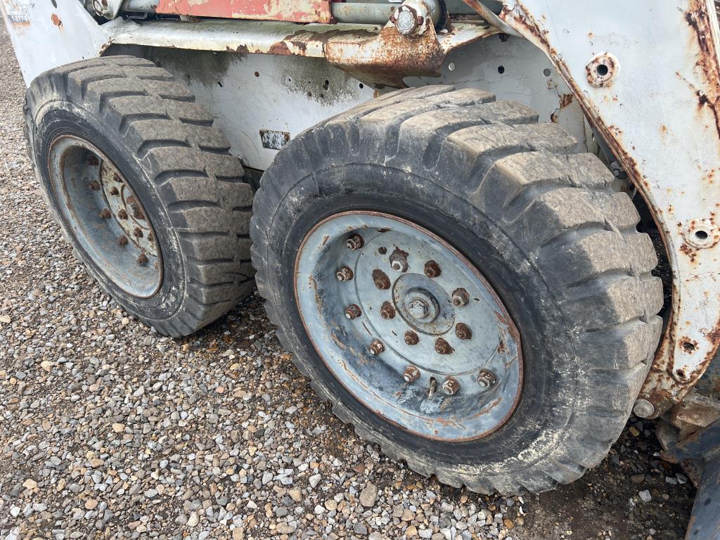 BOBCAT 773 Skid Steer