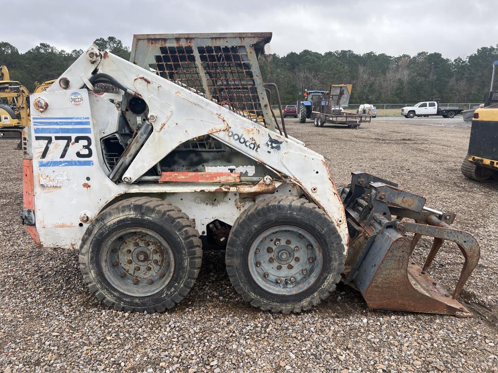 BOBCAT 773 Skid Steer