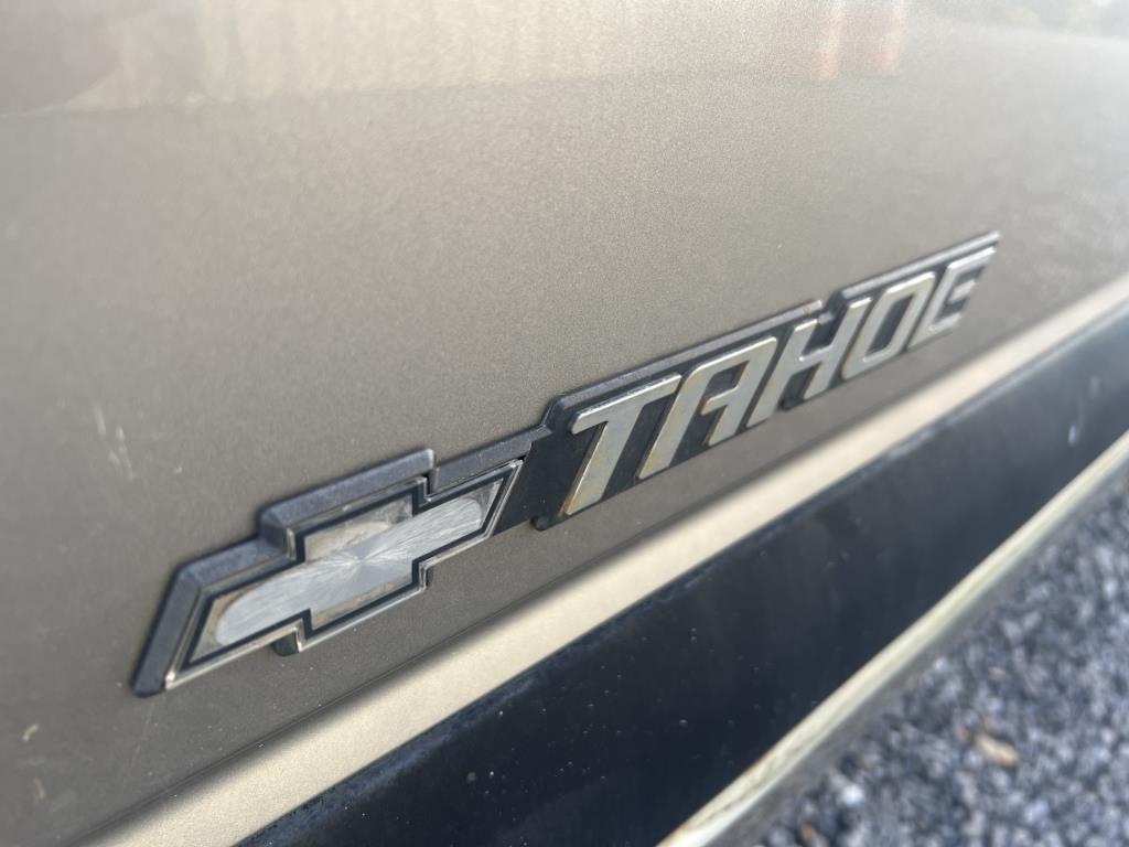 2001 Chevrolet Tahoe SUV
