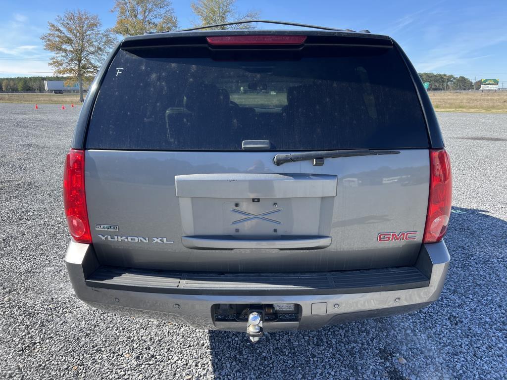 2012 GMC Yukon XL SUV