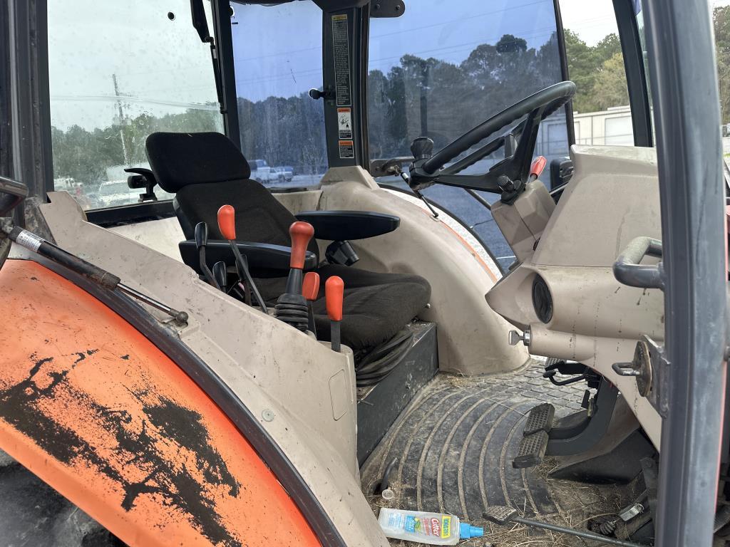 Kubota M9540 Tractor