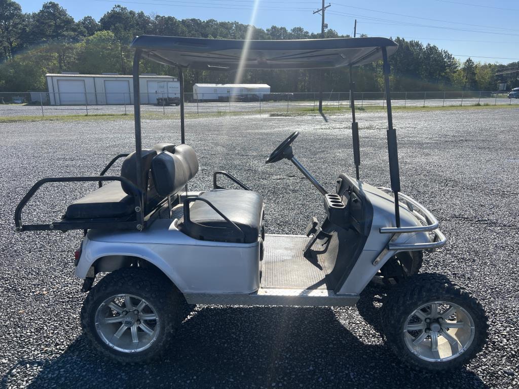 2010 EZGO Electric Valor Golf Cart