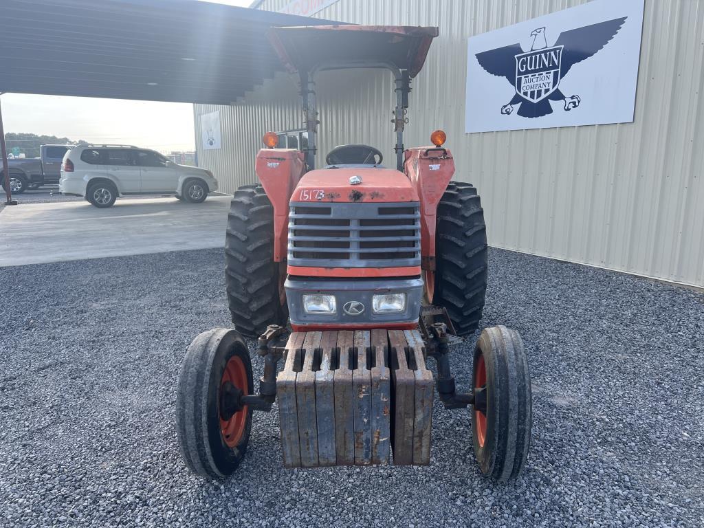 2007 Kubota M4800 Tractor