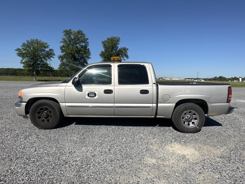 2005 GMC Sierra 1500 Truck