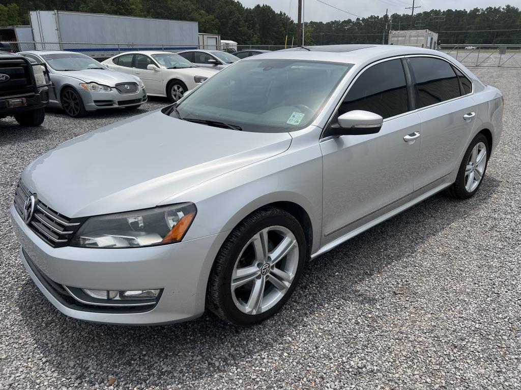 2013 Volkswagen Passat SE TDI 4D Seadan