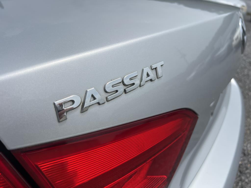 2013 Volkswagen Passat SE TDI 4D Seadan