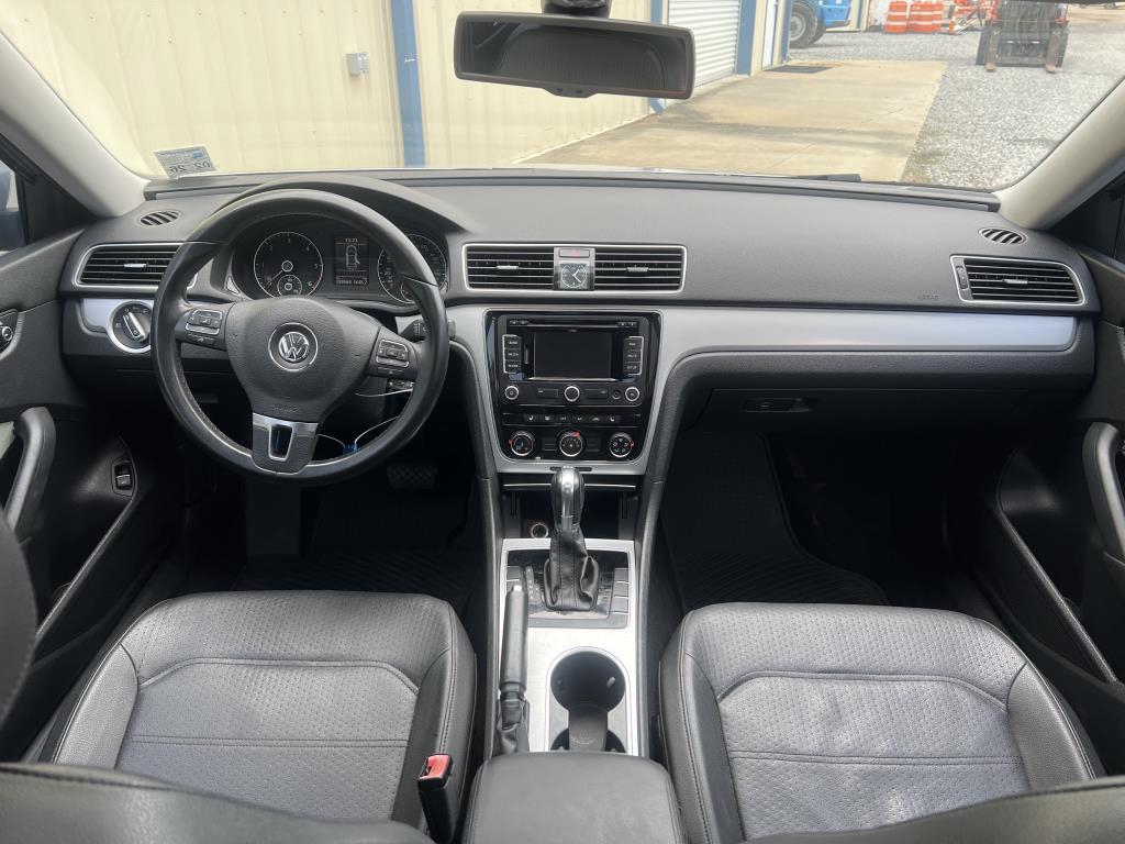 2013 Volkswagen Passat SE TDI 4D Seadan