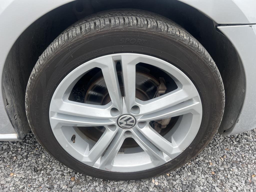 2013 Volkswagen Passat SE TDI 4D Seadan