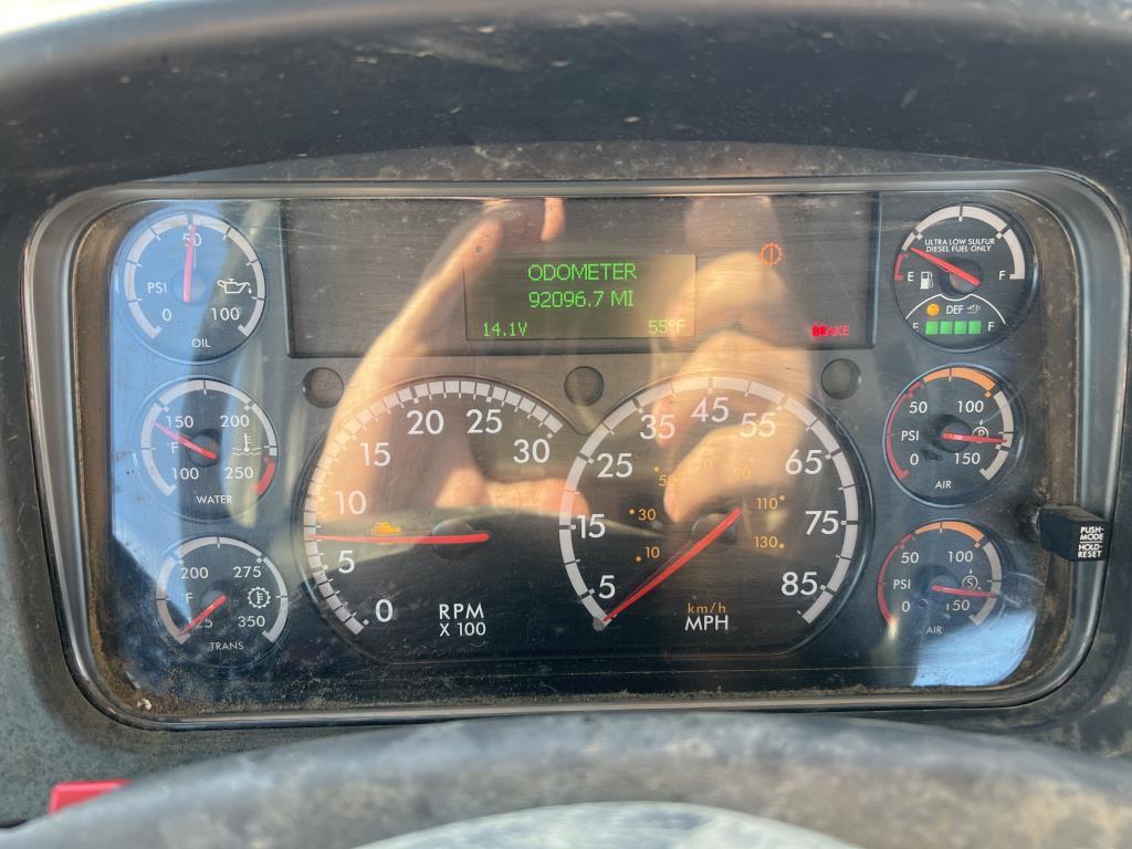 2019 Freightliner 108SD Garbage Truck