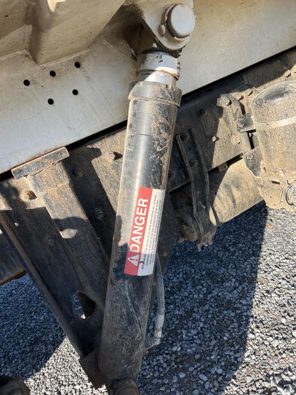 2019 Freightliner 108SD Garbage Truck