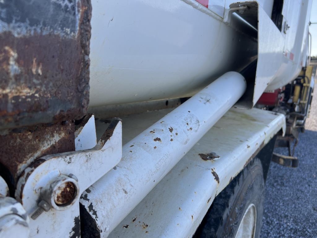 2019 Freightliner 108SD Garbage Truck