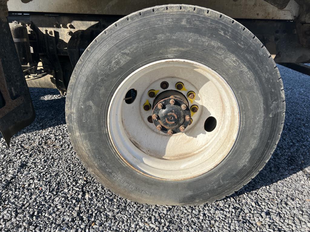 2019 Freightliner 108SD Garbage Truck