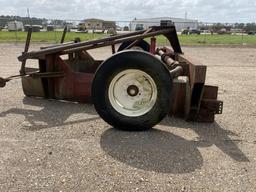 Levee  Maker