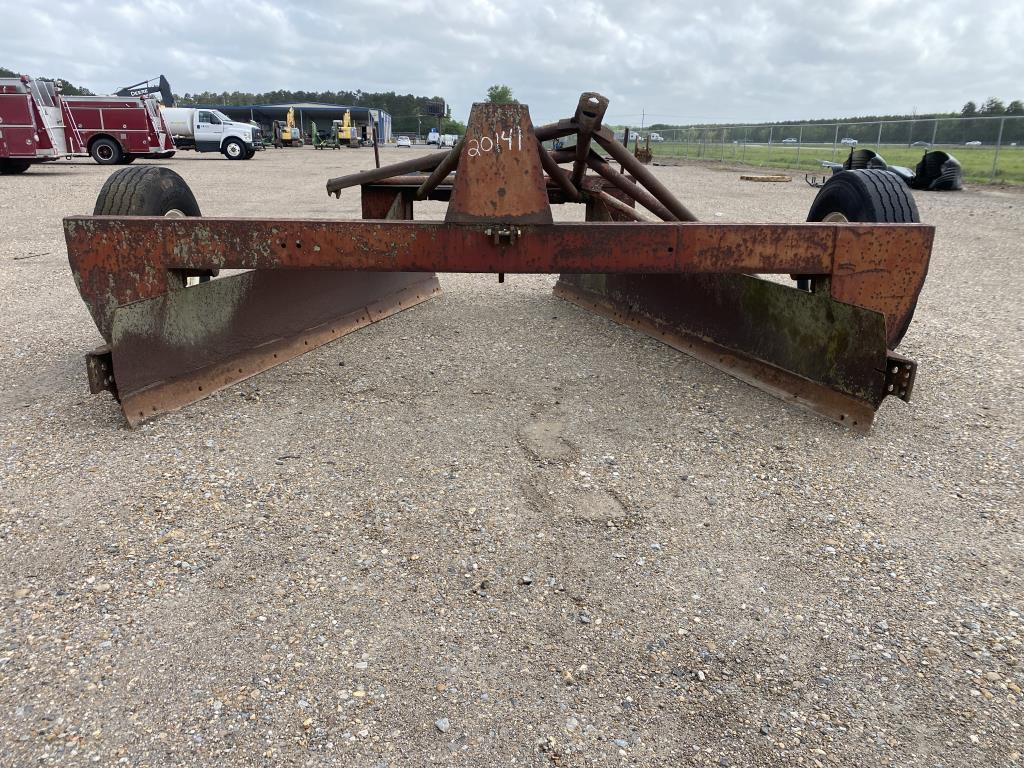 Levee  Maker